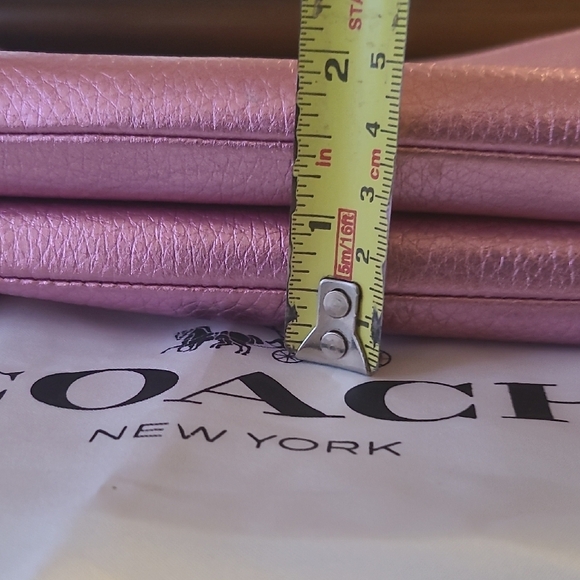 Coach Metallic Pink Shoulder Bag - Picture 7 of 8